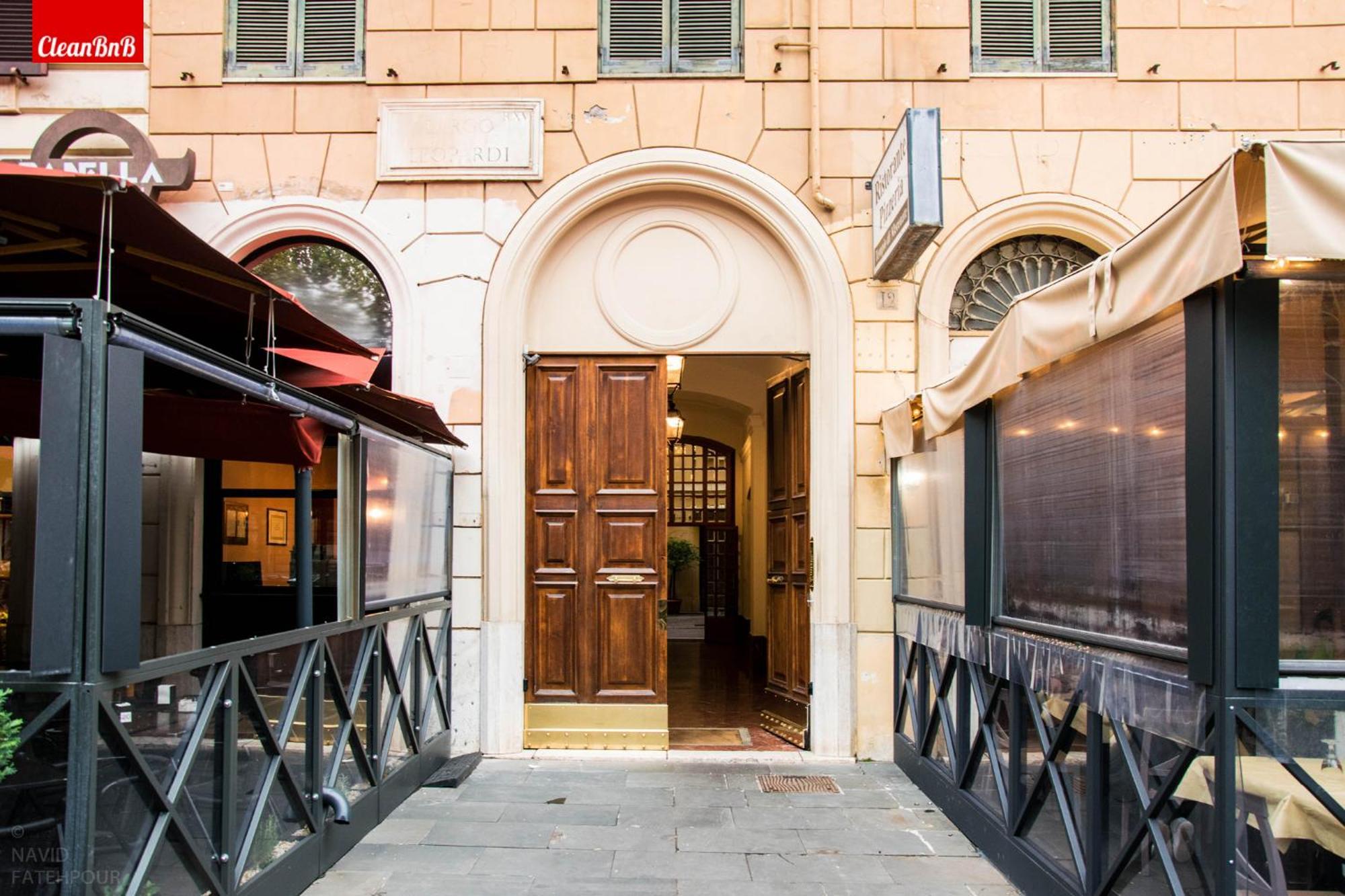 Largo Leopardi Modern Apartment Roma Exterior foto